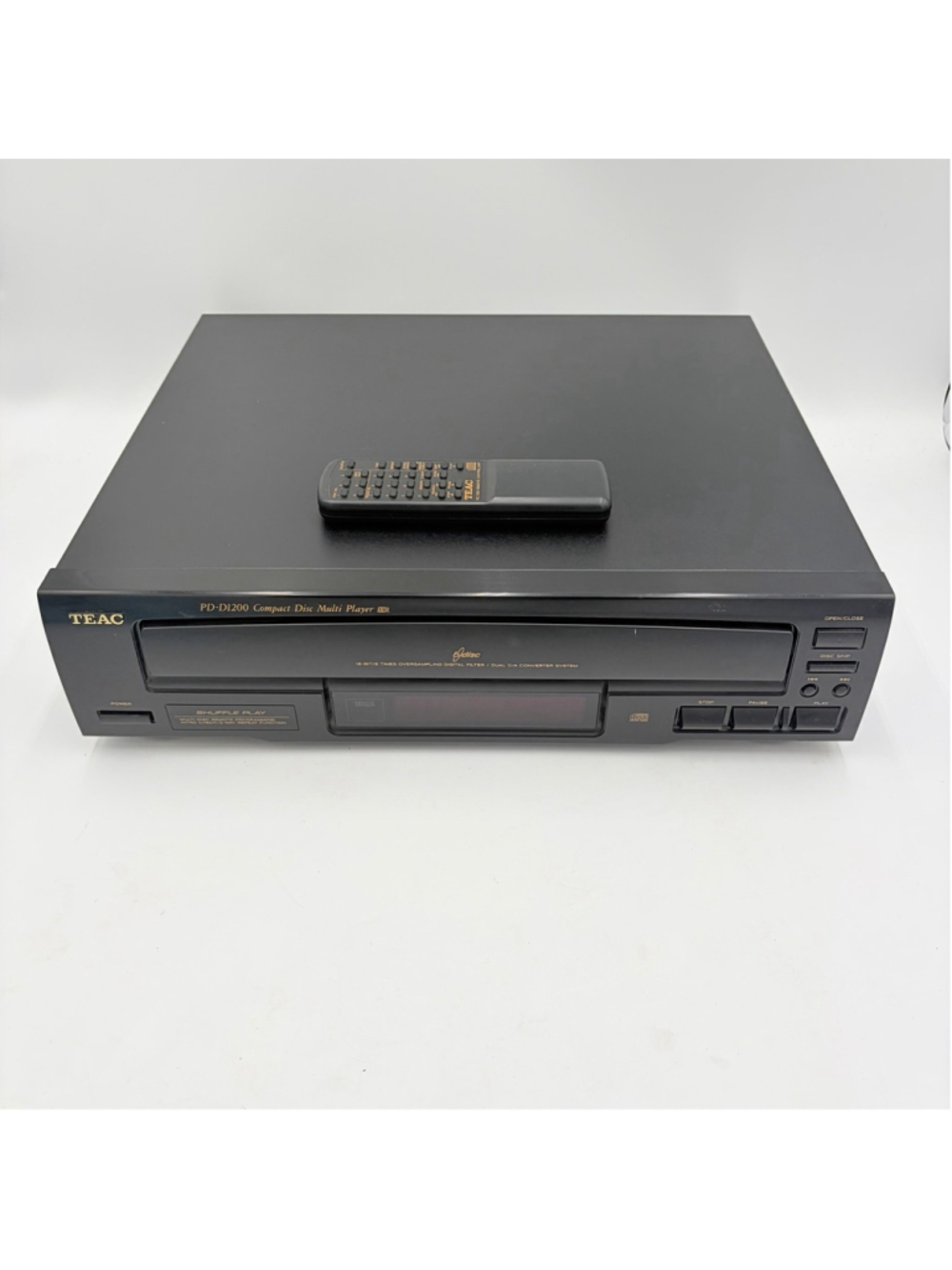 TEAC PD-D1200 5 Disc CD Changer Compact Disc Player w RC-505 Remote Tested
